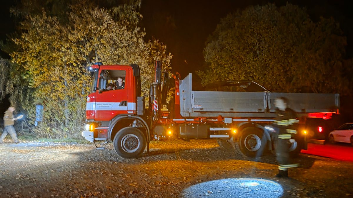 Lidské ostatky v autě na dně Lipenské přehrady patřily dvěma mužům z Rakouska. Potvrdily to testy DNA